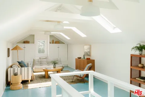 $2,395,000 | 2516 Ivan Hill Terrace, Los Angeles, CA 90039