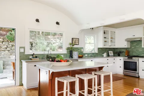 $2,395,000 | 2516 Ivan Hill Terrace, Los Angeles, CA 90039