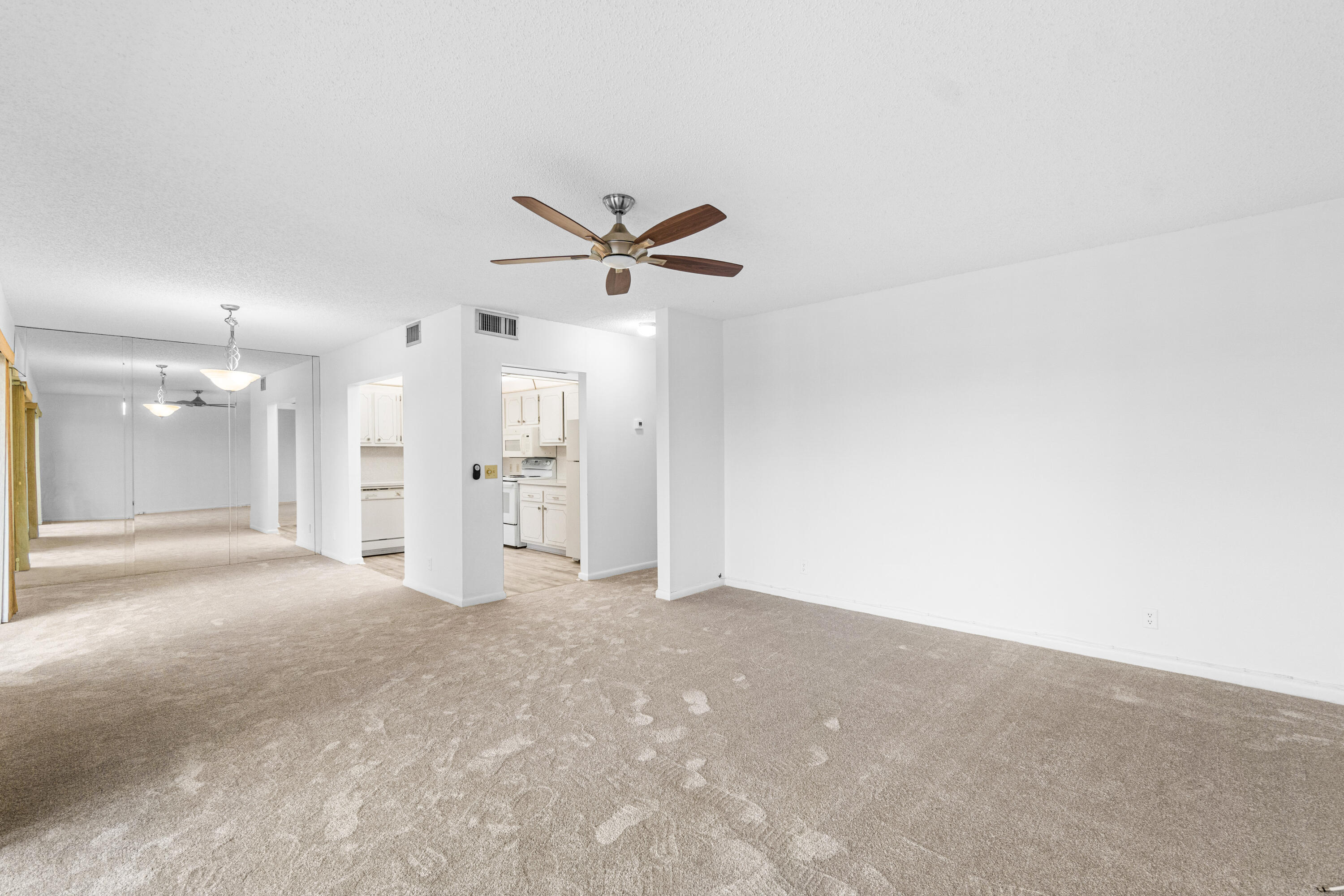 204 Preston Way, Unit E Boca Raton, FL 33434 - Photo 5 of 14 Preston Living Room 2