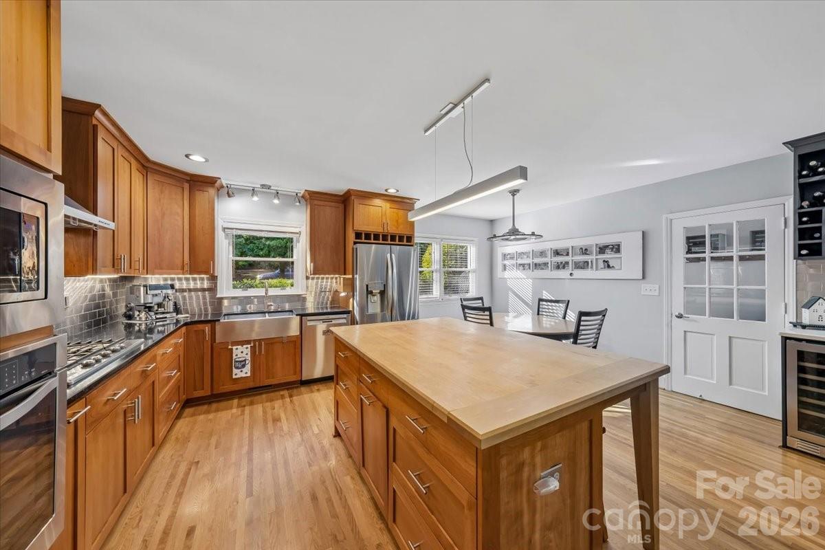 409 Whitestone Road Charlotte, NC 28270 - Photo 12 of 47