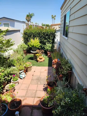 a close up of a street sign