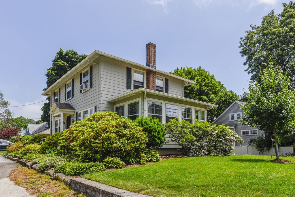 86 Boulevard Road Dedham, MA 02026 - Photo 3 of 23 Gallery Image 3