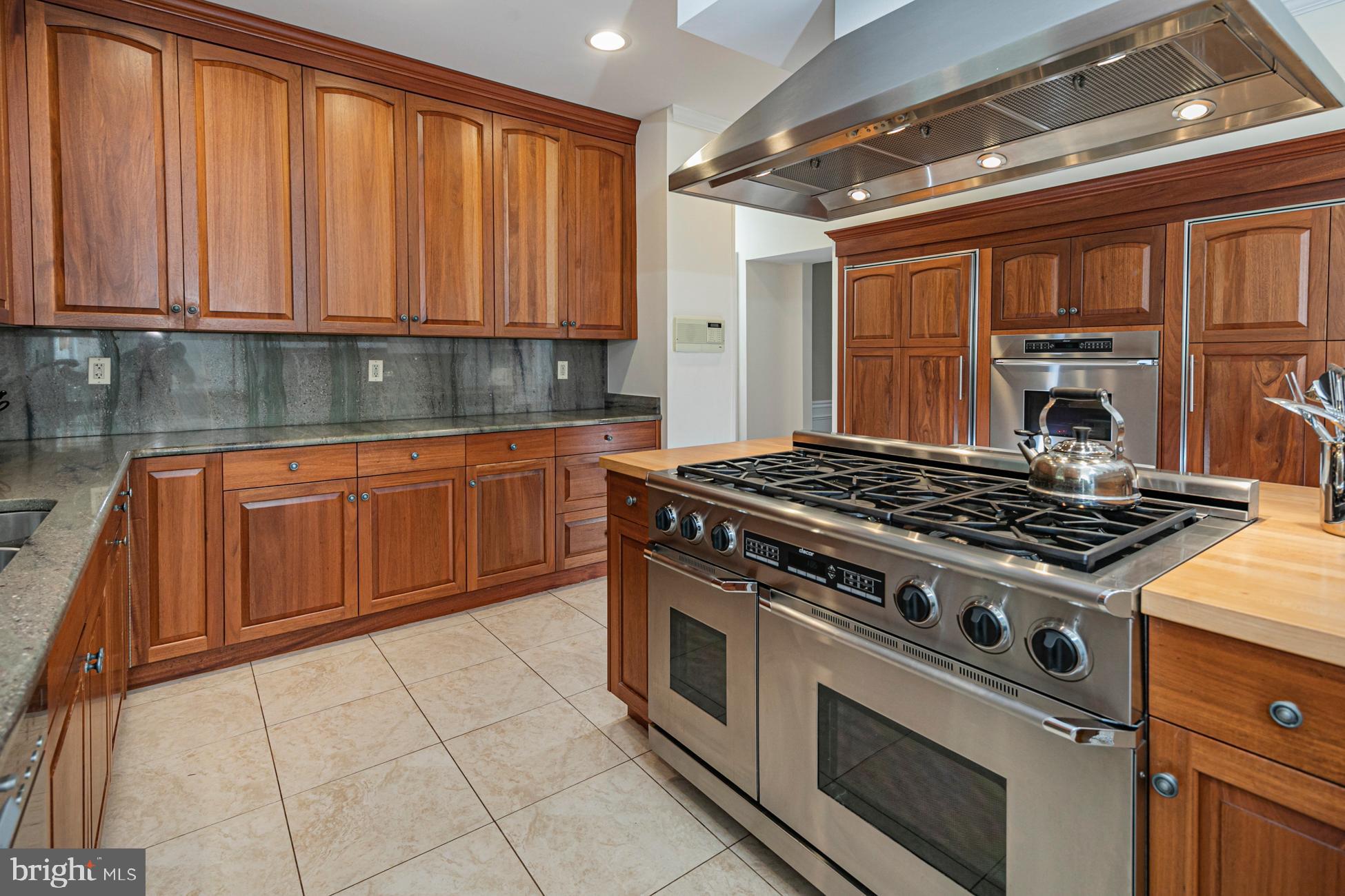 1 Tomlyn Drive Princeton, NJ 08540 - Photo 13 of 40