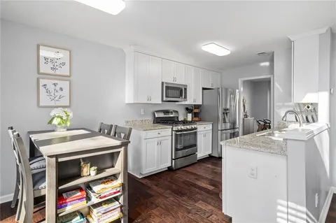 $580,000 | 3665 Patterstone Drive, Alpharetta, GA 30022