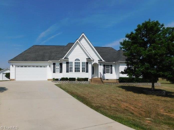 2911 Clear Ridge Drive Trinity, NC 27370 - Photo 1 of 30