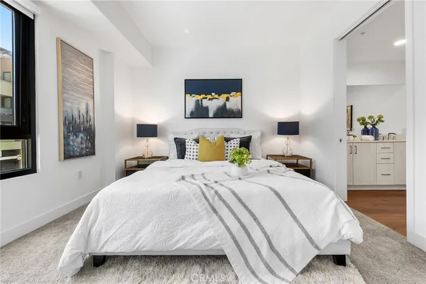 $1,074,800 | 709 East Walnut Street, Unit 227, Pasadena, CA 91101