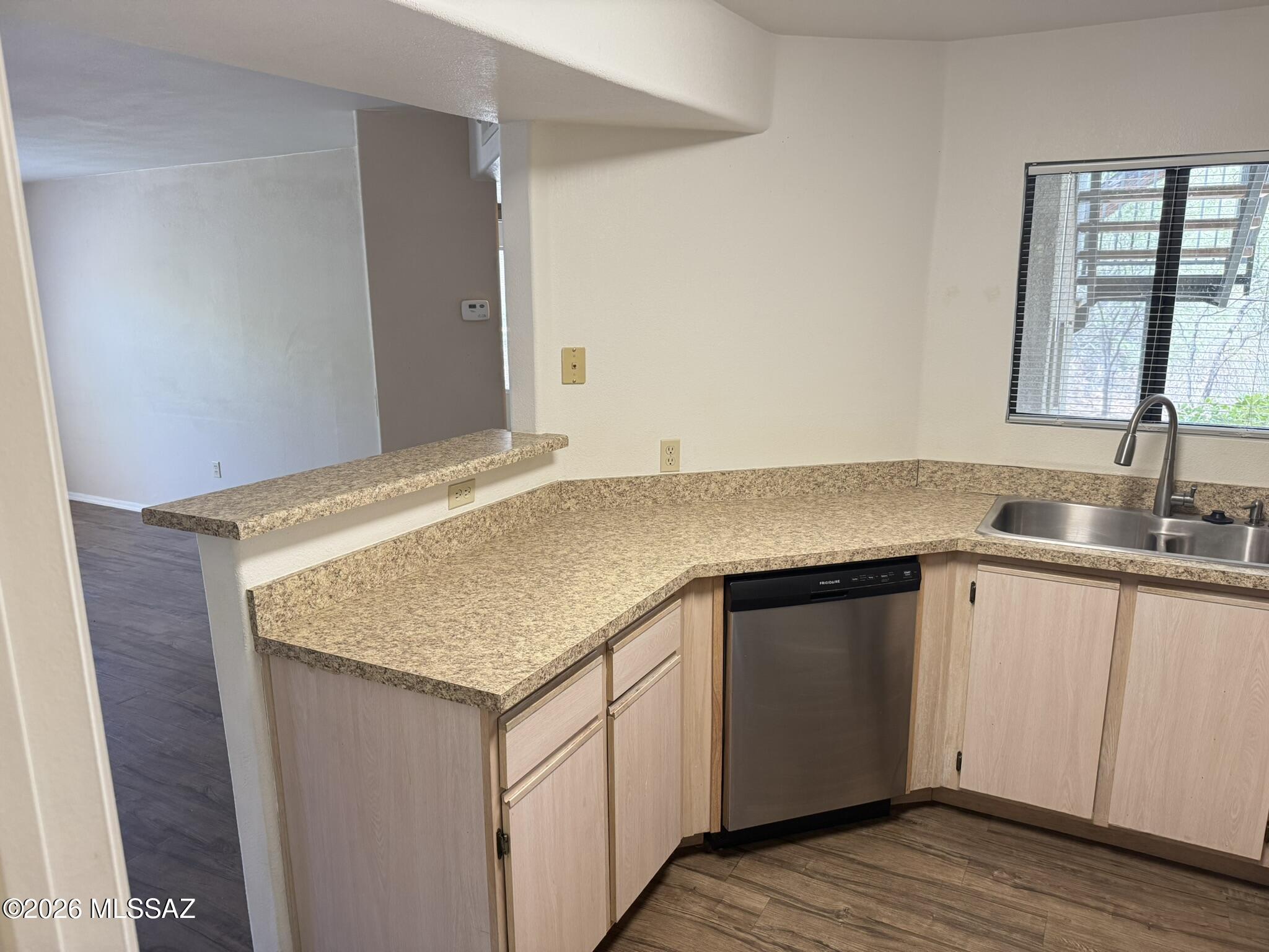 5751 North Kolb Road, Unit 10104 Tucson, AZ 85750 - Photo 6 of 29 IMG_8766