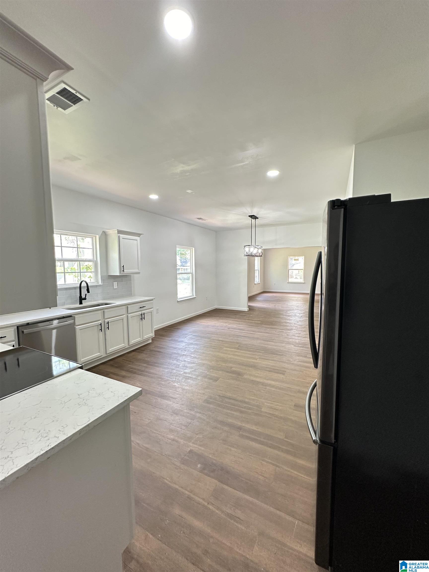 4813 Court R Birmingham, AL 35208 - Photo 11 of 25 Gallery Image 11