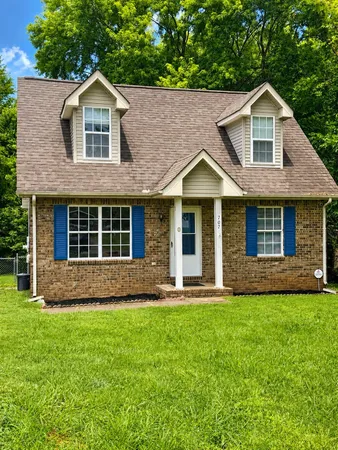 $220,000 | 707 Anita Court, Clarksville, TN 37042