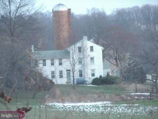 17 Ebelhare Road Pottstown, PA 19465 - Photo 3 of 4