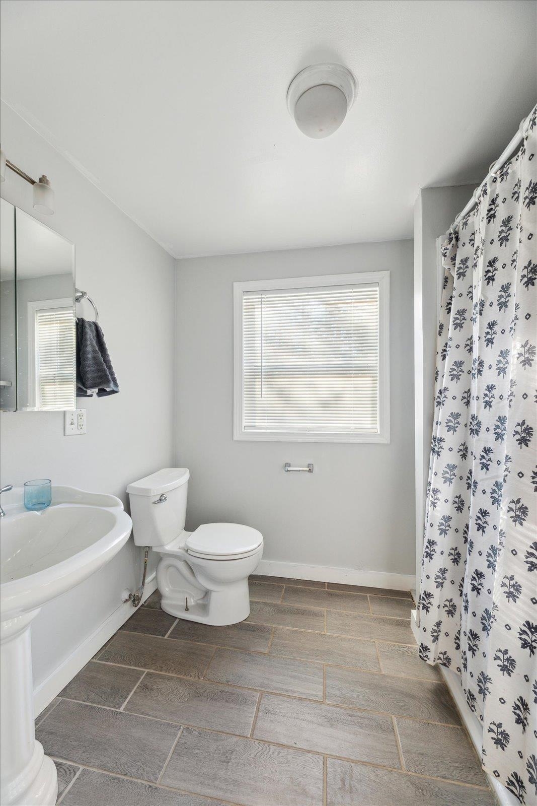 369 East Lake Road Fitzwilliam, NH 03447 - Photo 14 of 28