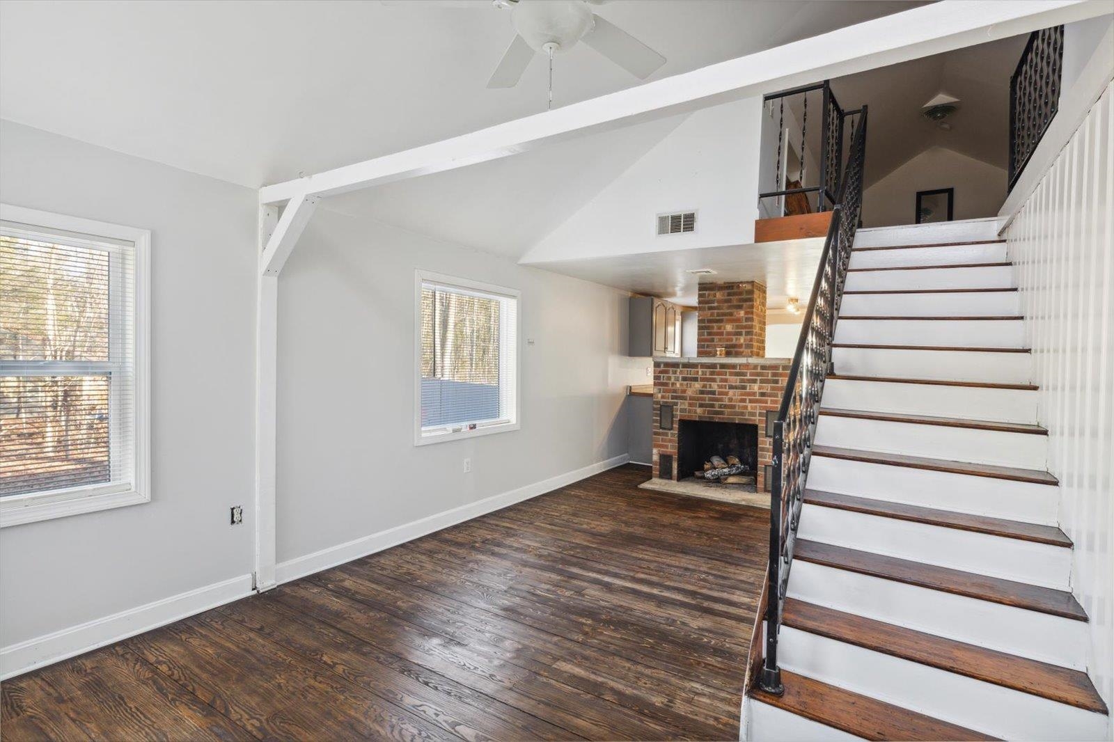 369 East Lake Road Fitzwilliam, NH 03447 - Photo 5 of 28