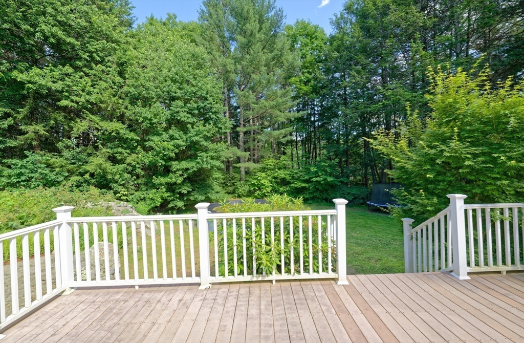 24 Woodland Road Uxbridge, MA 01569 - Photo 31 of 35
