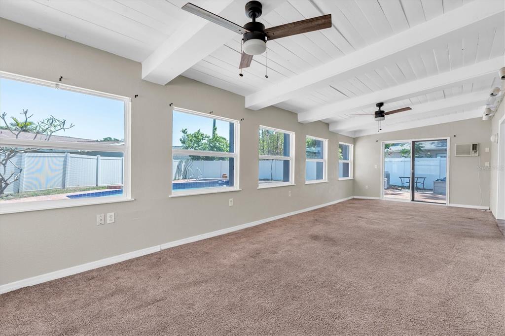 12101 74th Street Largo, FL 33773 - Photo 18 of 36