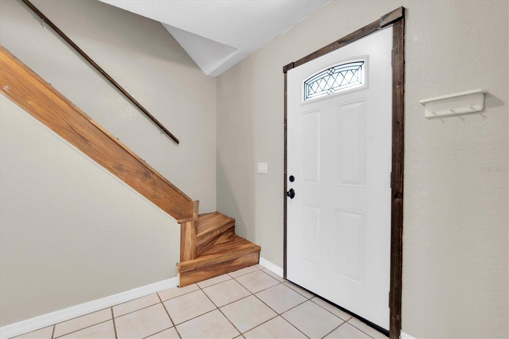 12101 74th Street Largo, FL 33773 - Photo 2 of 36