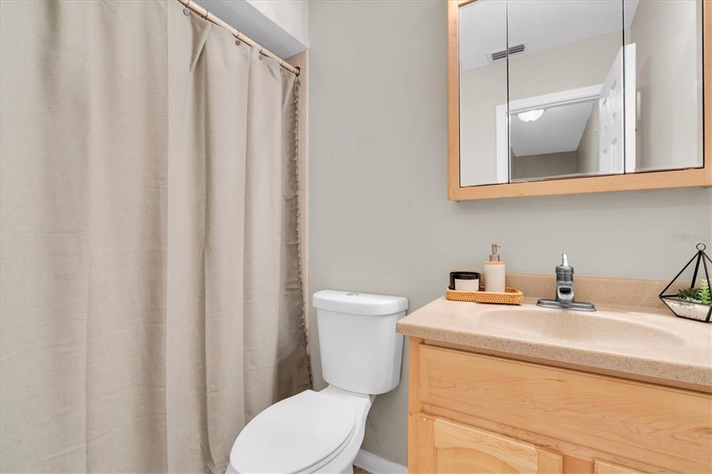 12101 74th Street Largo, FL 33773 - Photo 23 of 36