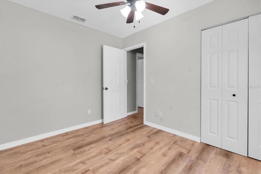 12101 74th Street Largo, FL 33773 - Photo 27 of 36