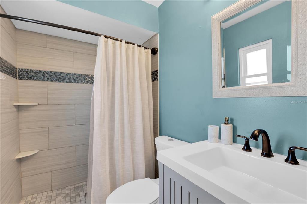 12101 74th Street Largo, FL 33773 - Photo 28 of 36