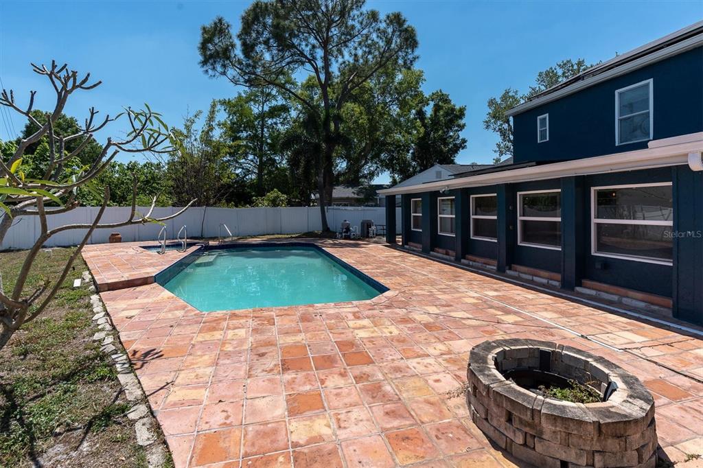 12101 74th Street Largo, FL 33773 - Photo 33 of 36