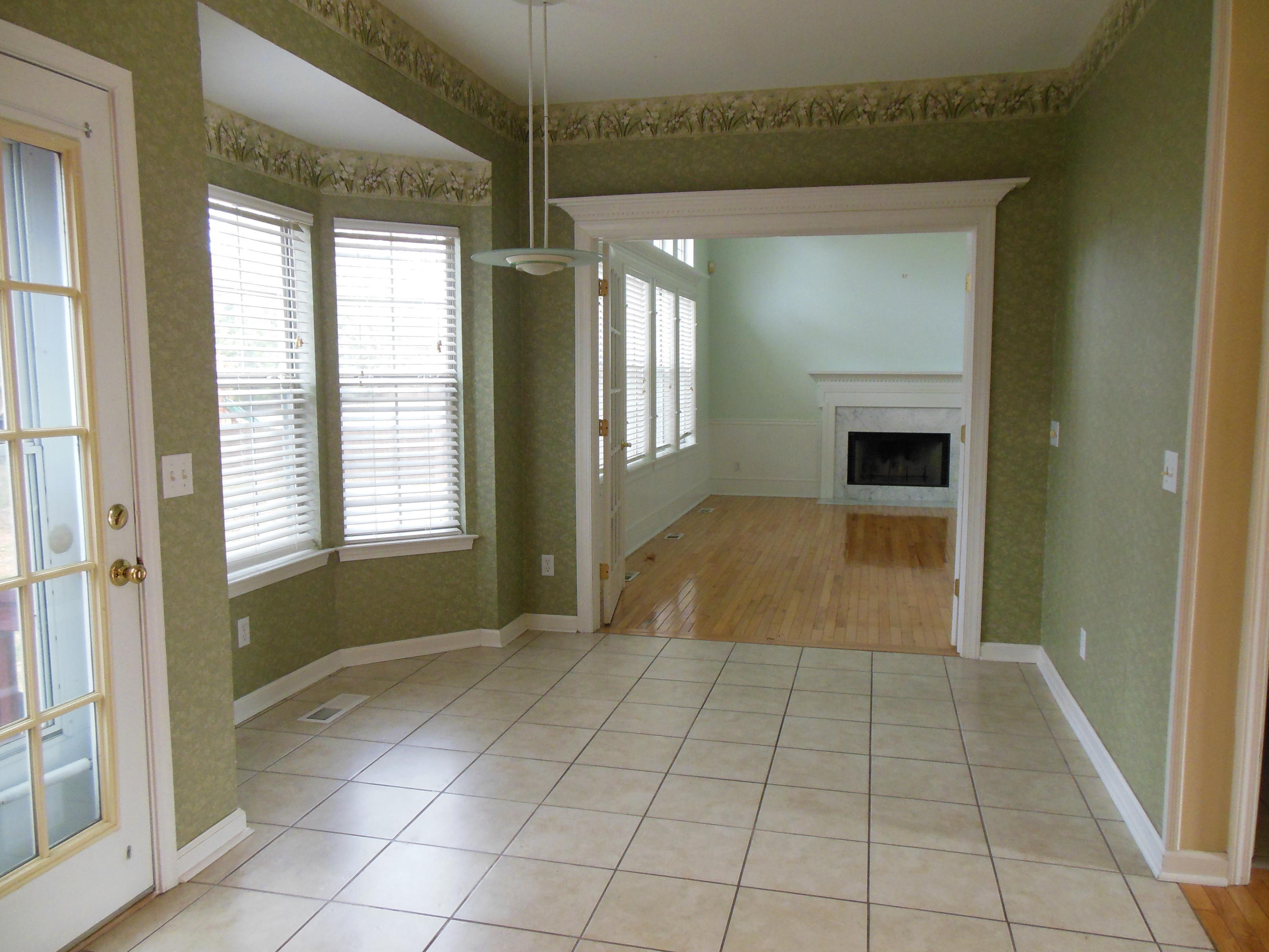 8628 Georgetown Lane Chattanooga, TN 37421 - Photo 14 of 30 kitchen3