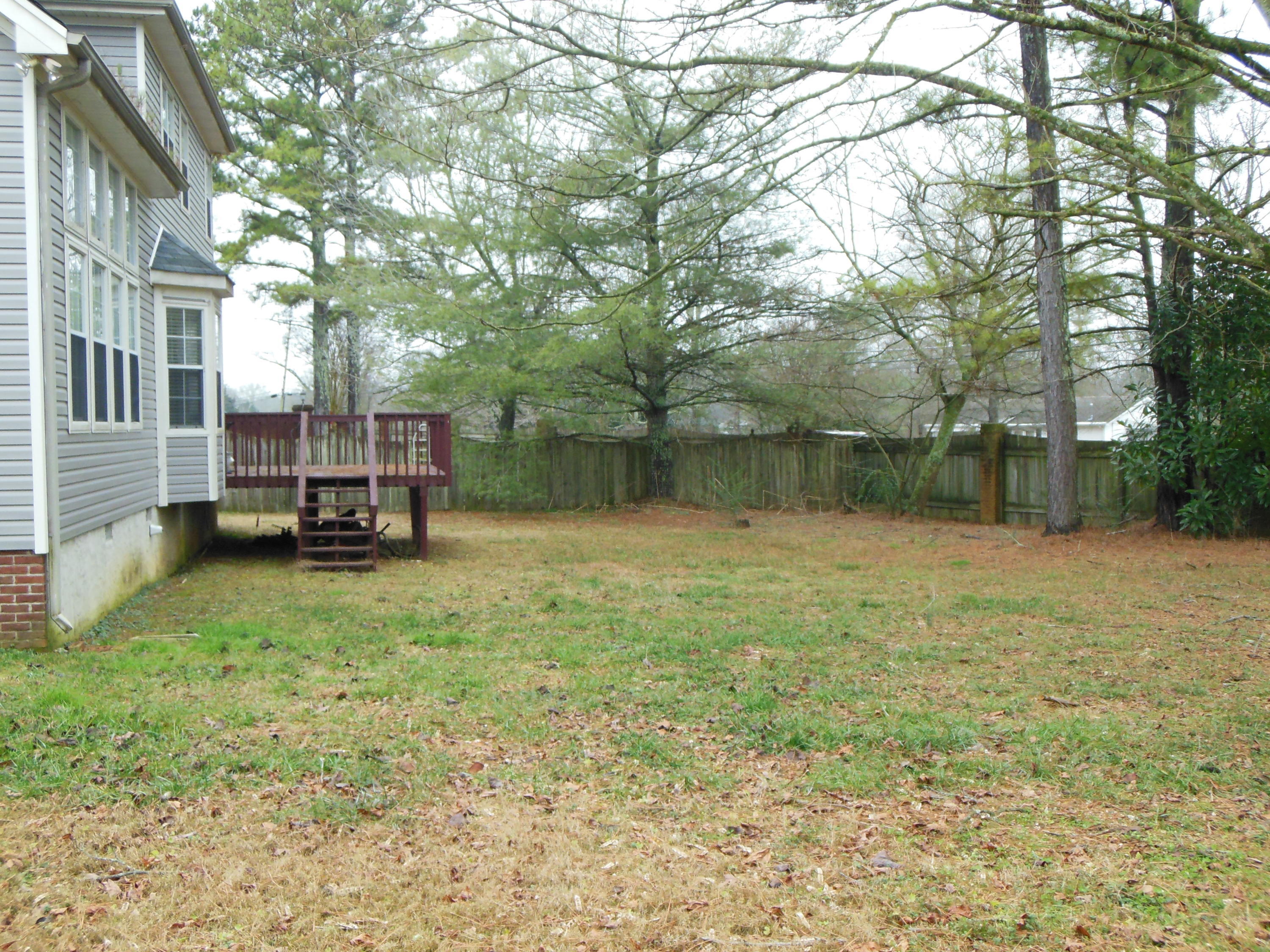 8628 Georgetown Lane Chattanooga, TN 37421 - Photo 6 of 30 back yard2