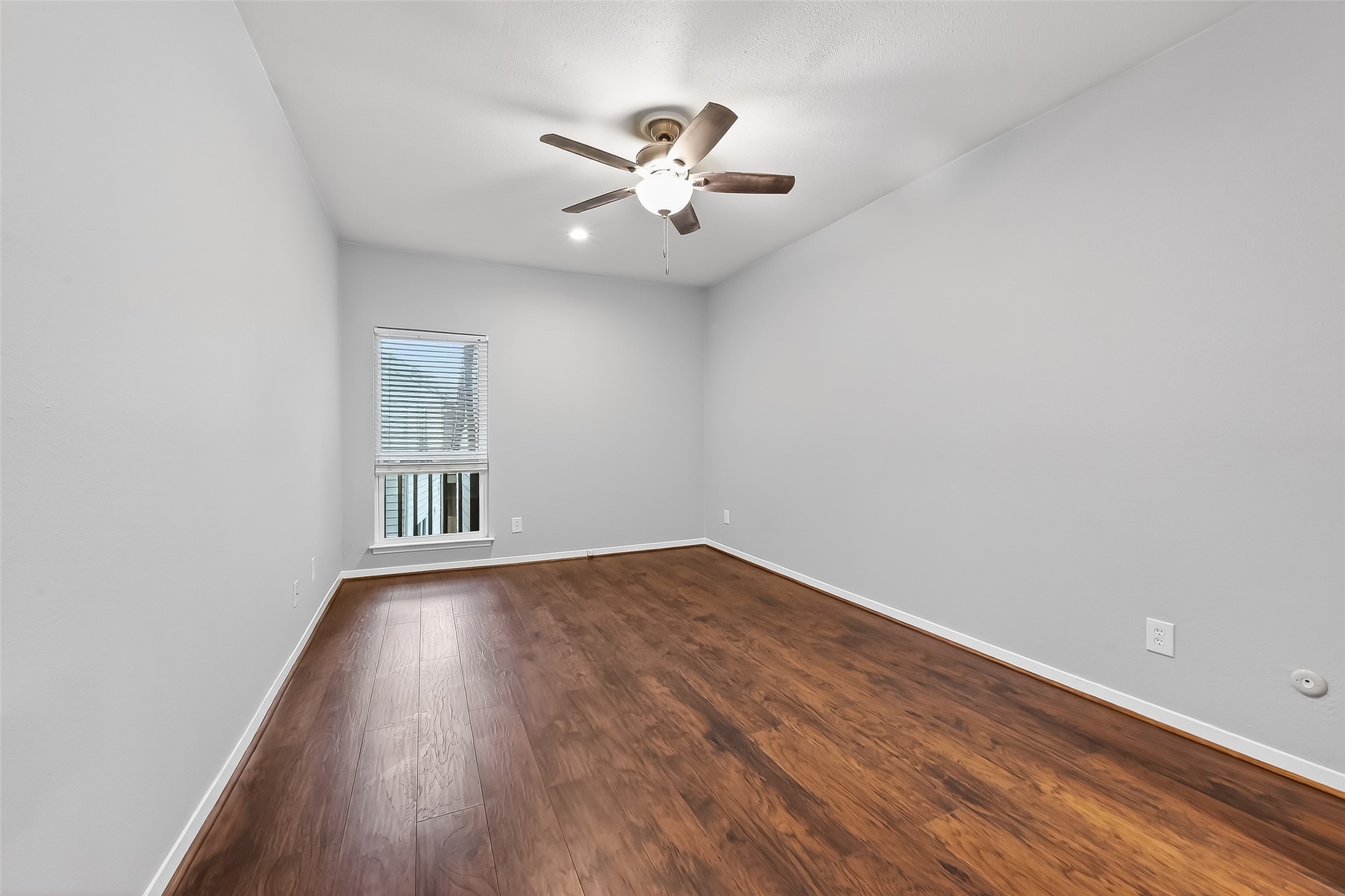 2100 Tanglewilde Street, Unit 740 Houston, TX 77063 - Photo 19 of 40 This bedroom overlooks front deck