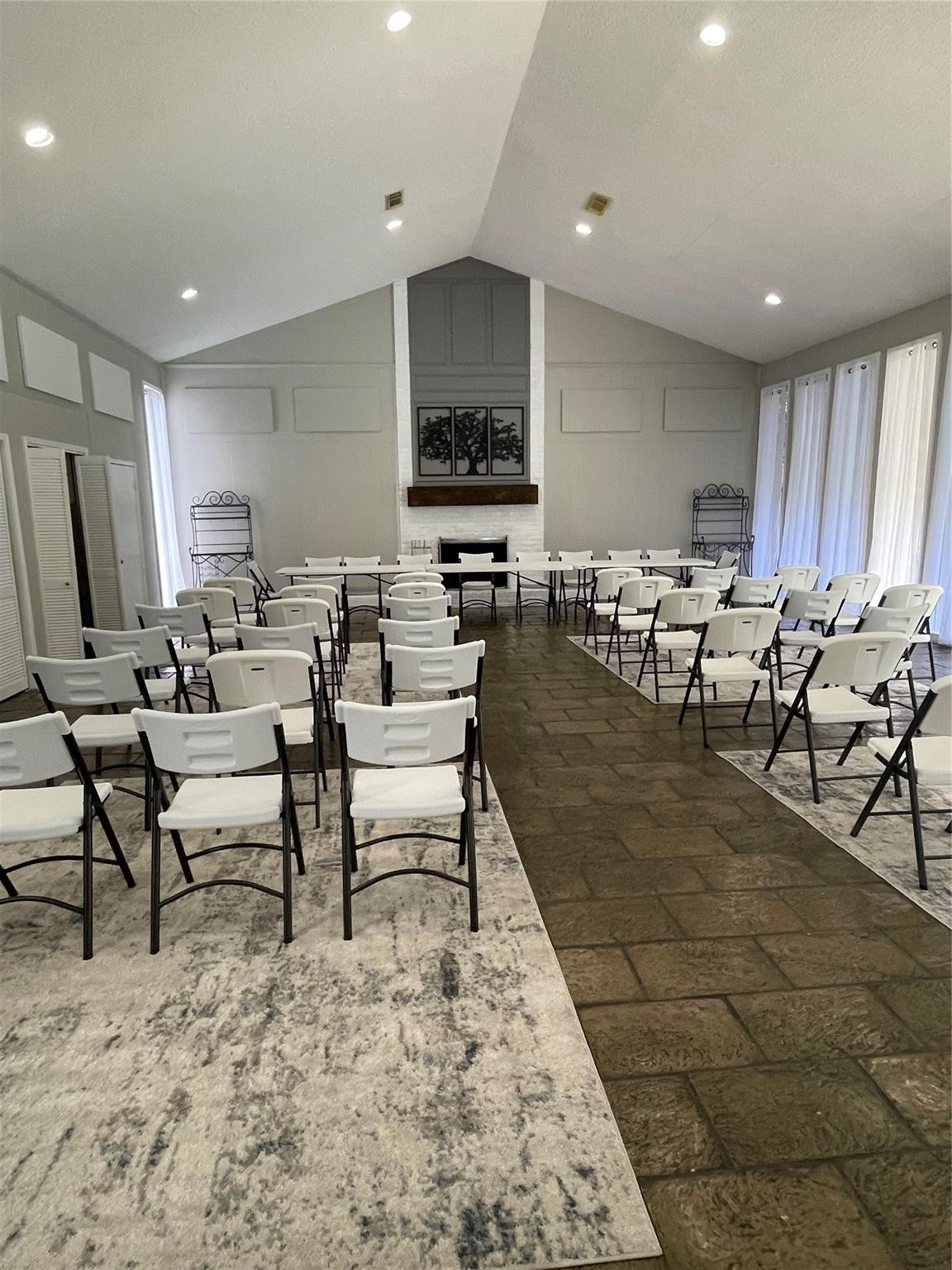 2100 Tanglewilde Street, Unit 740 Houston, TX 77063 - Photo 34 of 40 This is the meeting room for HOA meetings. Can be rented for your special occasion as well