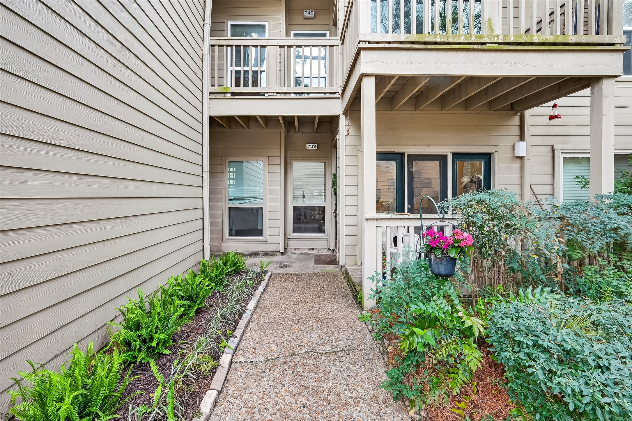 2100 Tanglewilde Street, Unit 740 Houston, TX 77063 - Photo 6 of 40 Nicely landscaped walk up to your new home