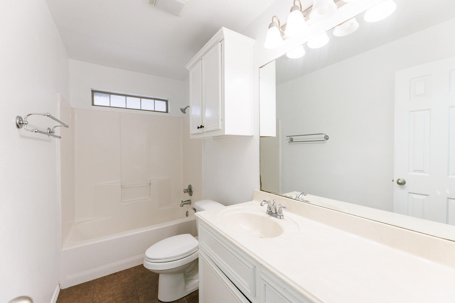6906 37th Street Lubbock, TX 79407 - Photo 36 of 50 Hall Bathroom