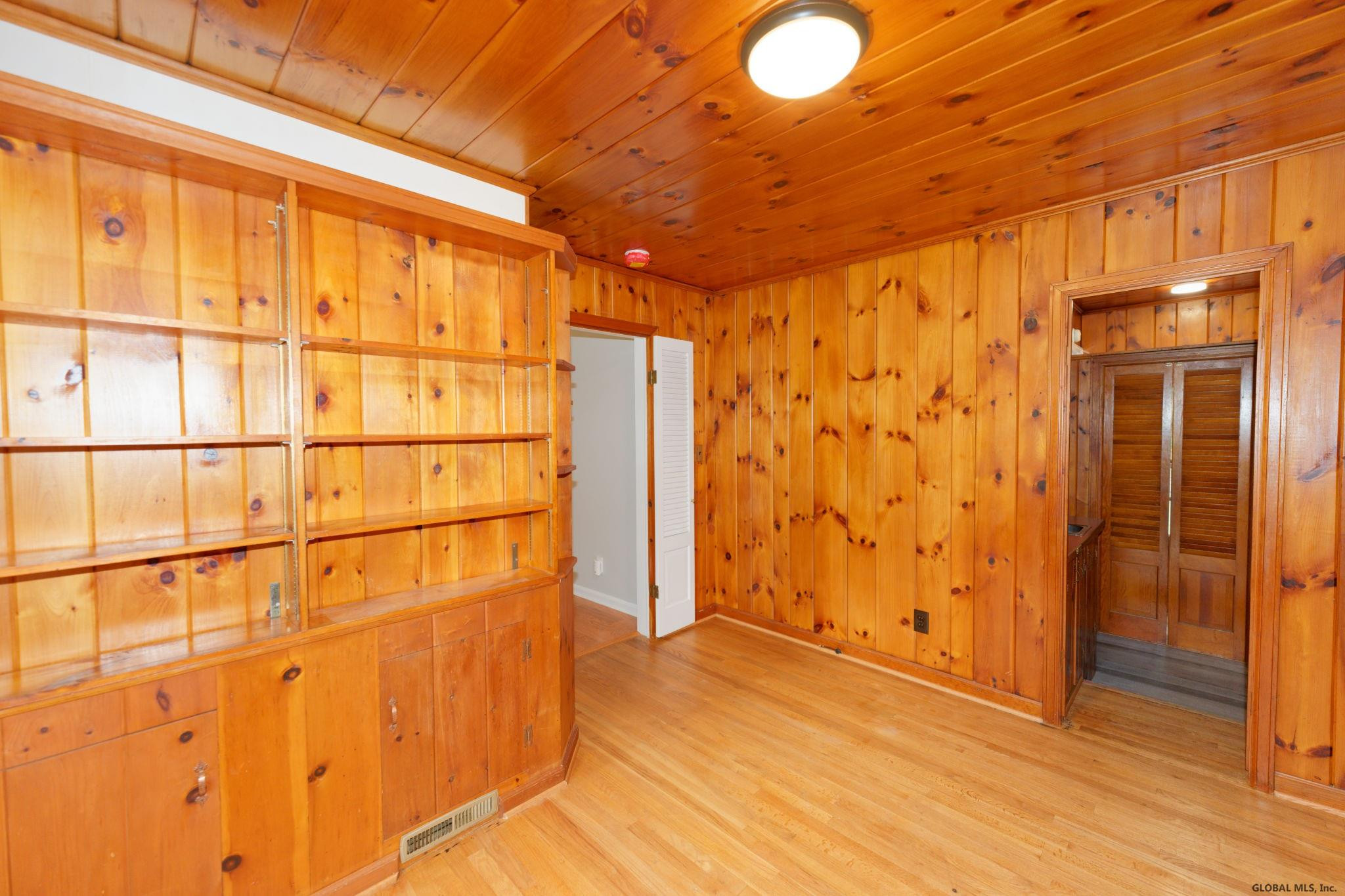 1035 Atateka Road Niskayuna, NY 12309 - Photo 16 of 38 Photo 16