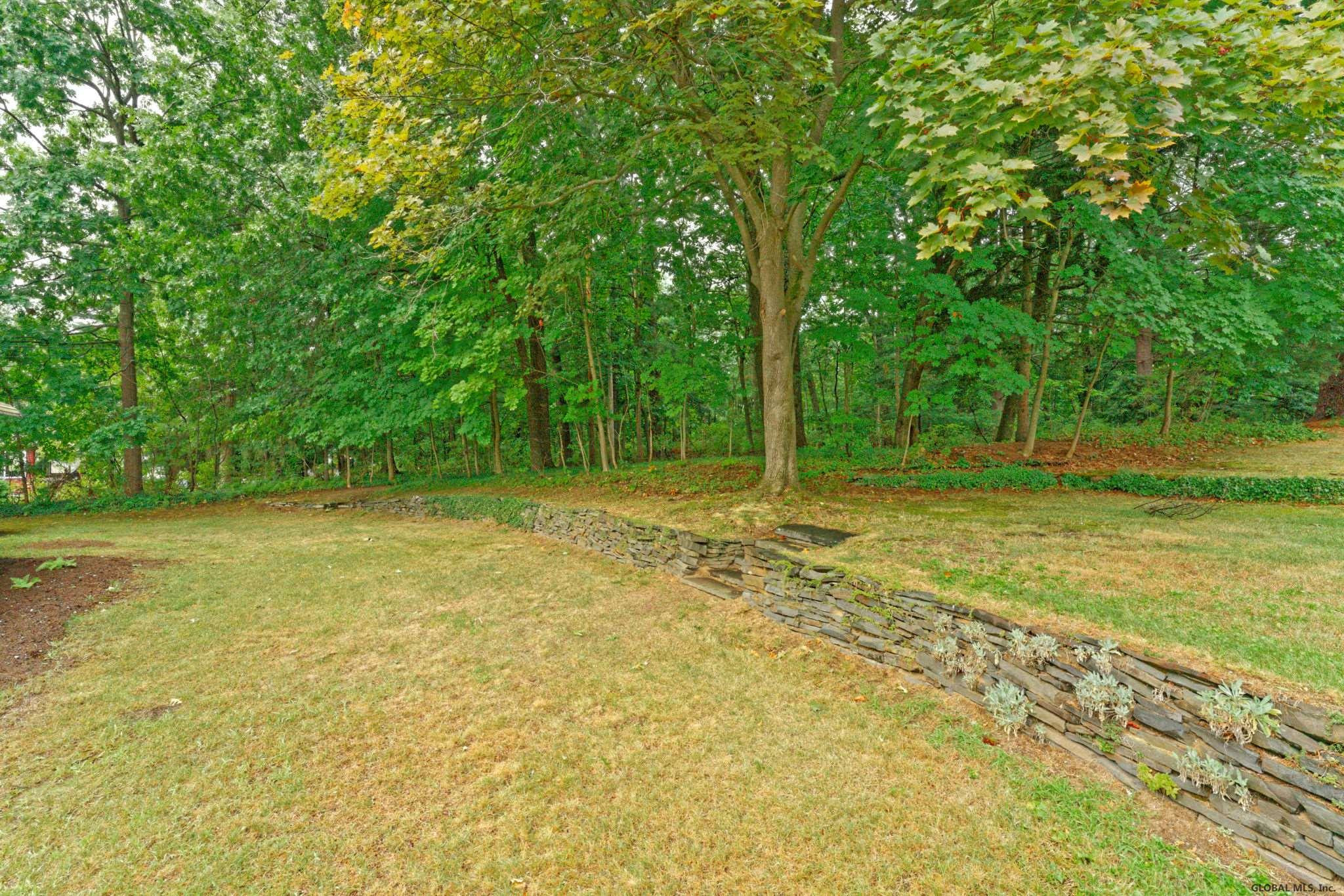 1035 Atateka Road Niskayuna, NY 12309 - Photo 34 of 38 Photo 34