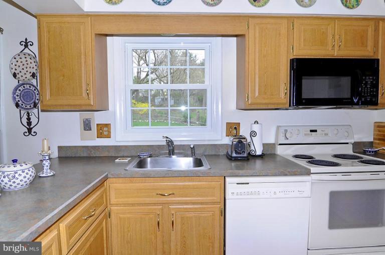 9414 Mellenbrook Road Columbia, MD 21045 - Photo 11 of 19 Kitchen #2