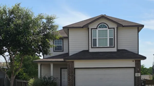 $1,600 | 3015 Saylers Creek, San Antonio, TX 78245