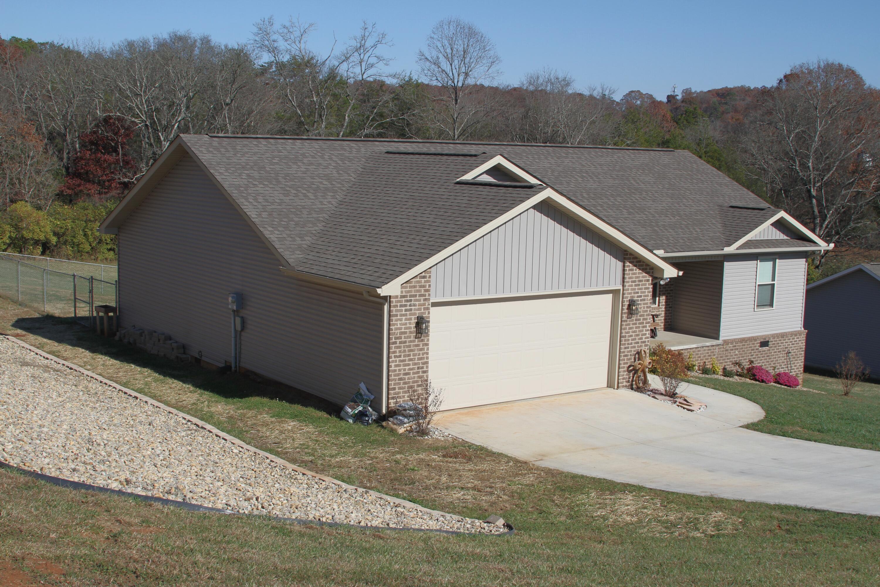 2512 Ryleigh Ridge Drive New Market, TN 37820 - Photo 1 of 17 img_5552