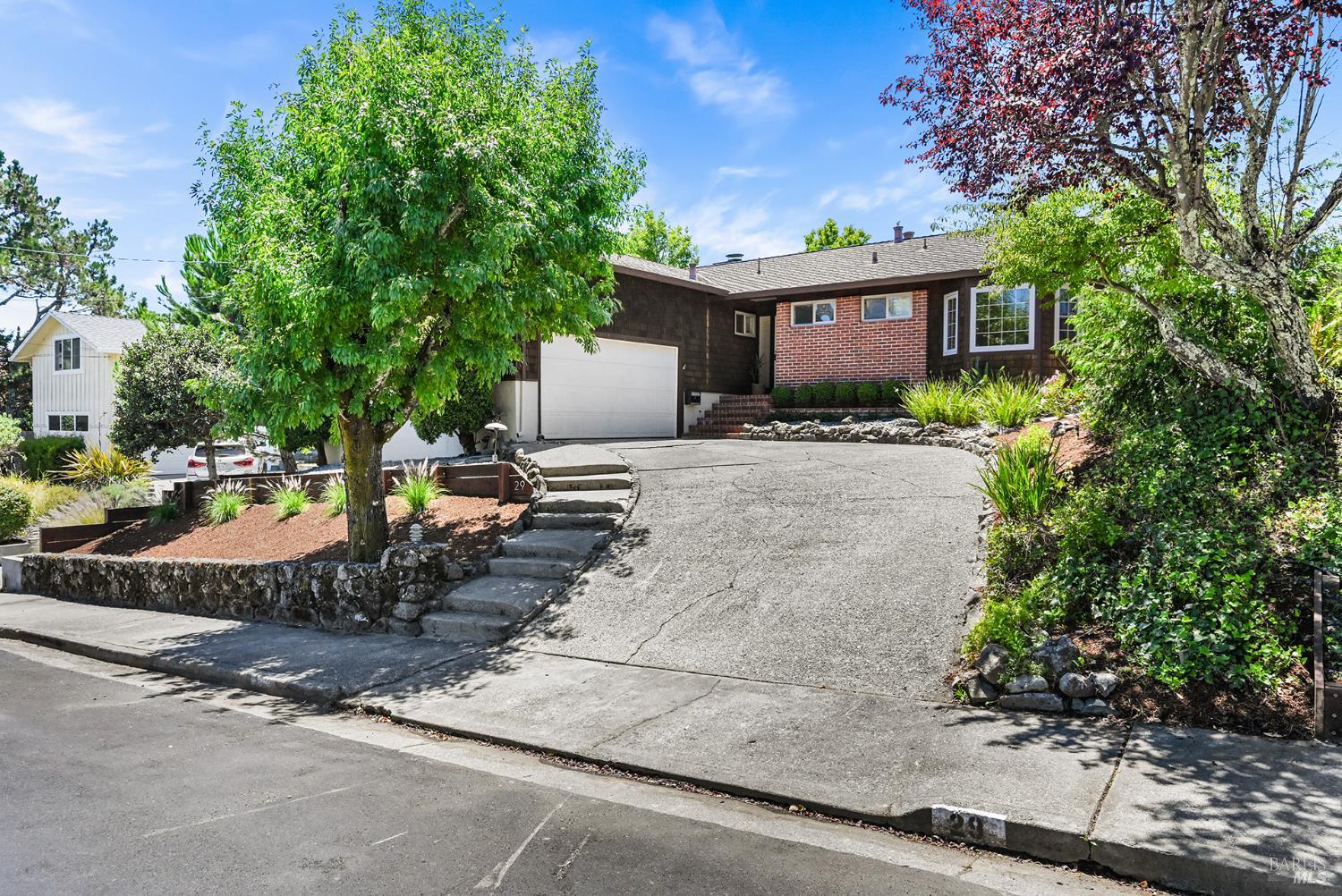 29 Ridgewood Drive San Rafael, CA 94901 - Photo 2 of 37