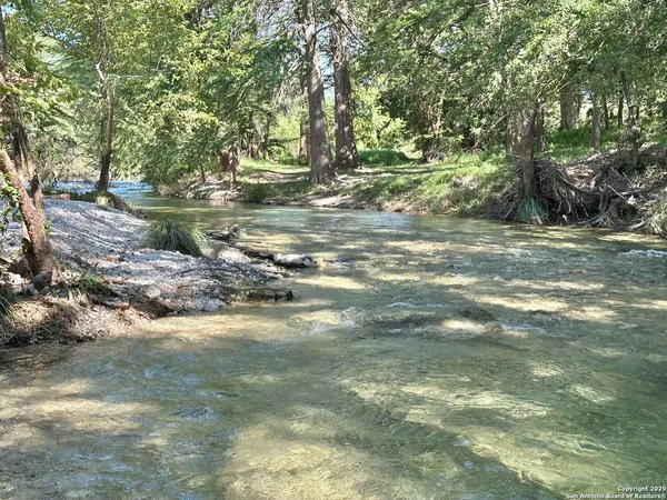 $115,000 | 2502 South Us Hwy 83, Leakey, TX 78873