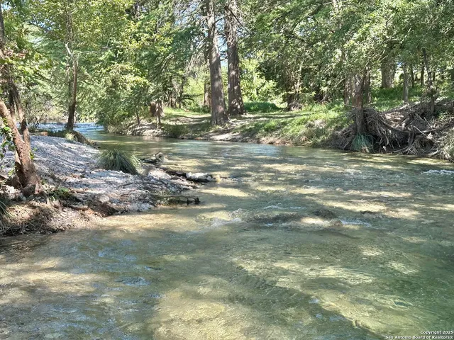 $115,000 | 2502 South Us Hwy 83, Leakey, TX 78873