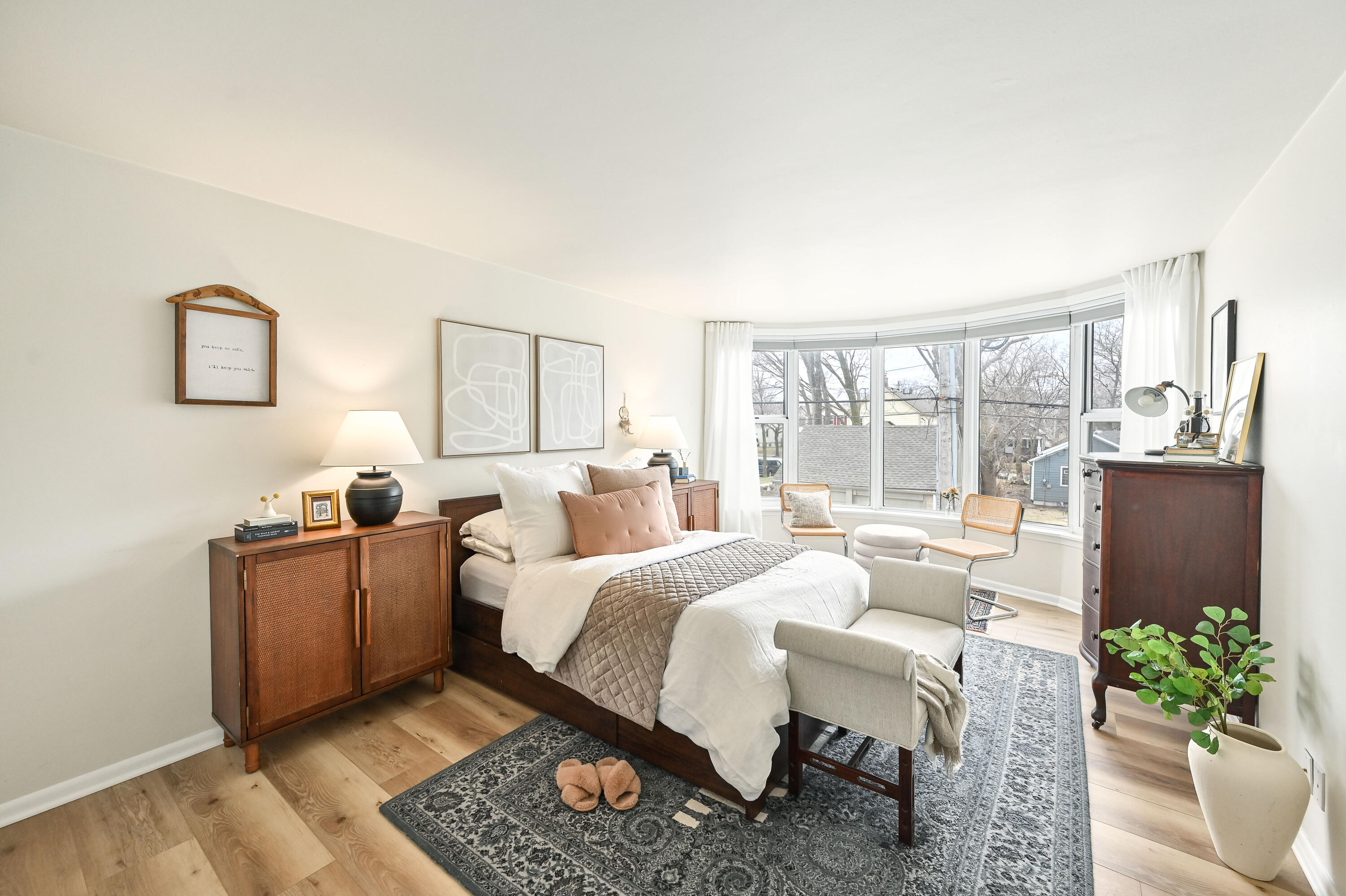 2525 South Shore Drive, Unit 2A Milwaukee, WI 53207 - Photo 19 of 40 19 DZ25252A-18