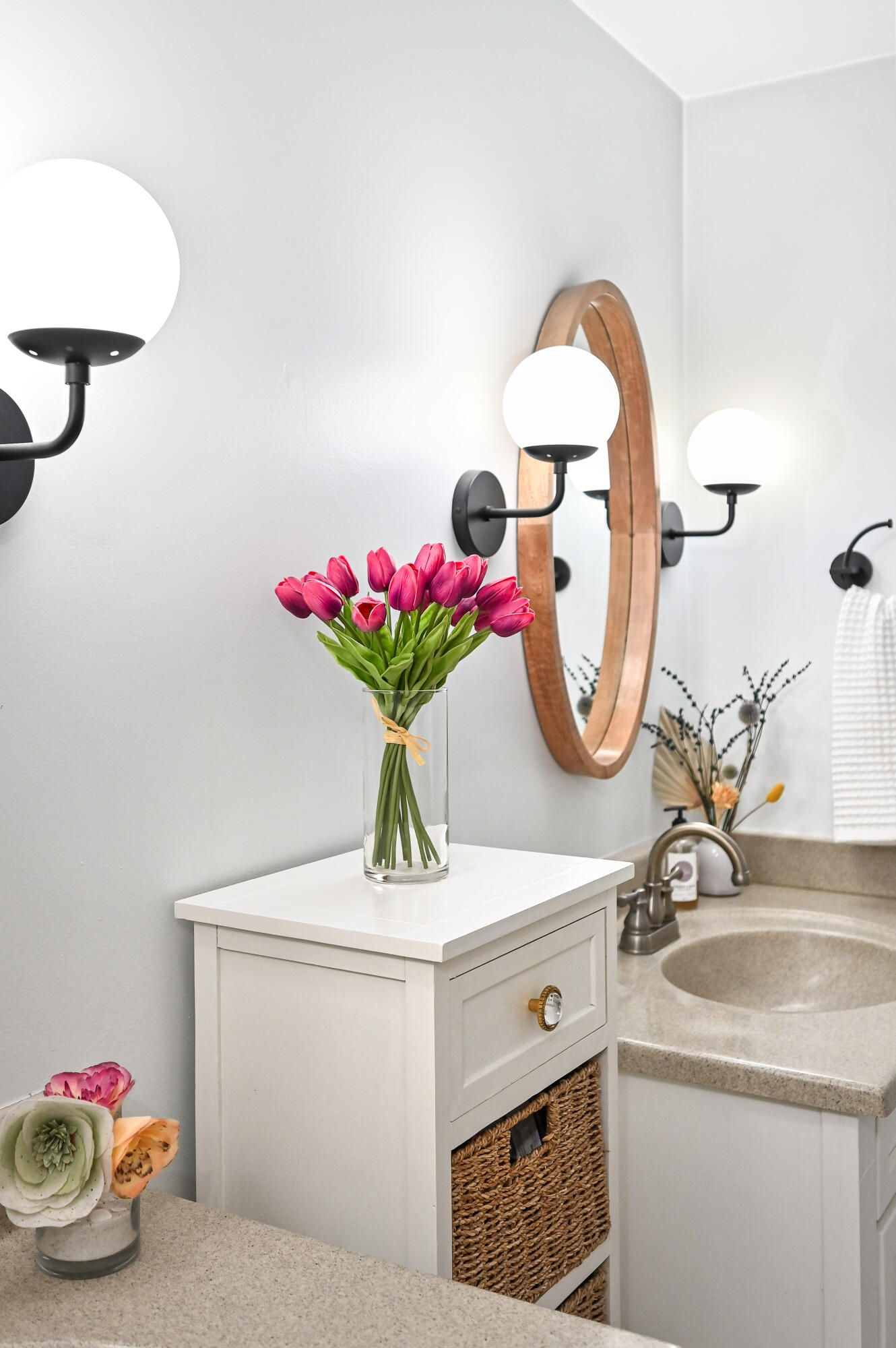 2525 South Shore Drive, Unit 2A Milwaukee, WI 53207 - Photo 22 of 40 22 DZ25252A-23