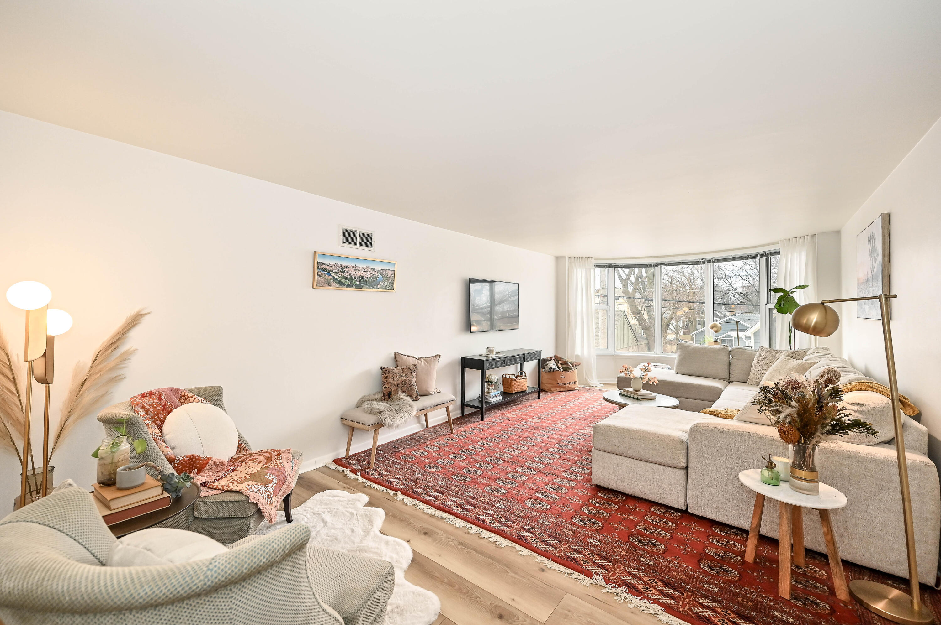 2525 South Shore Drive, Unit 2A Milwaukee, WI 53207 - Photo 4 of 40 4 DZ25252A-2