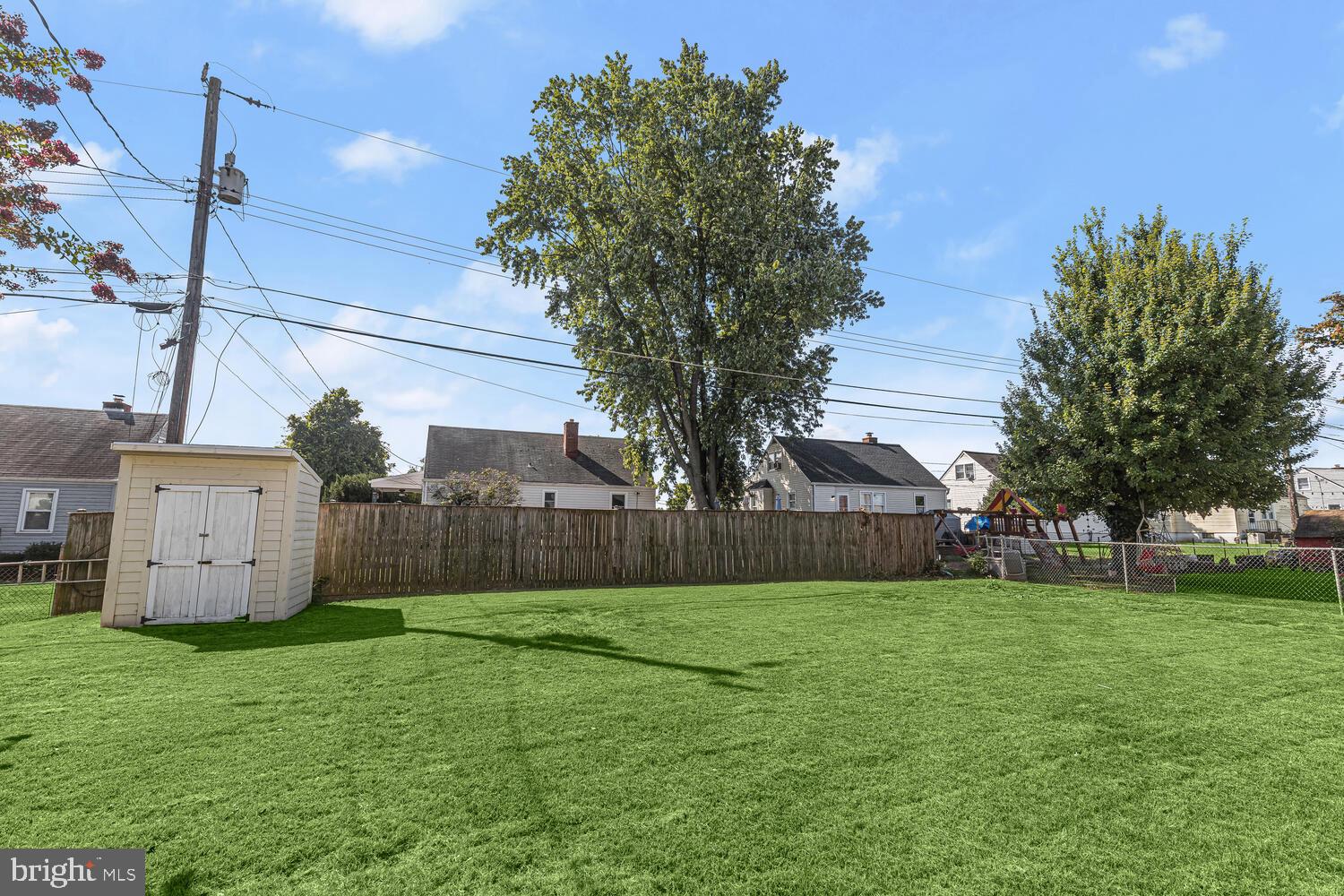 1815 Wendover Road Parkville, MD 21234 - Photo 38 of 45 a garden view