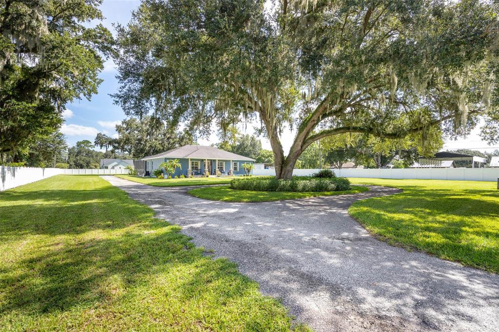 6010 Bob Head Road Plant City, FL 33565 - Photo 3 of 41 Gallery Image 3