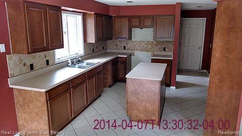 8980 Marr Road Almont, MI 48003 - Photo 6 of 11 Marr - 08.jpg
