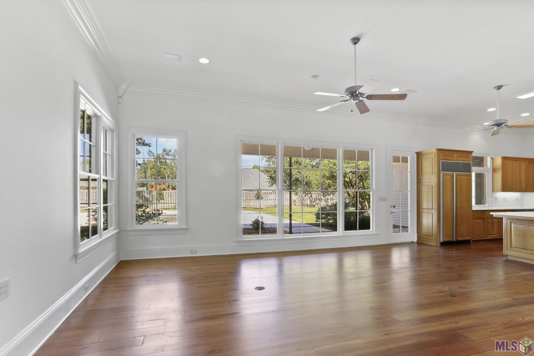 837 Myrtle View Drive Baton Rouge, LA 70810 - Photo 7 of 17