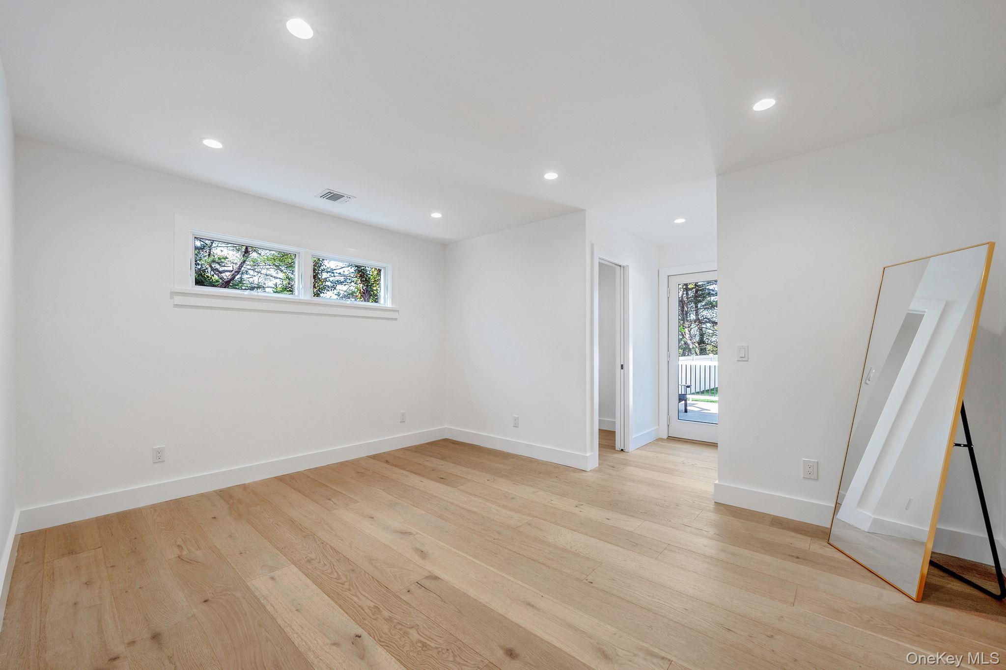 40 Friendly Road Smithtown, NY 11787 - Photo 26 of 38 Gallery Image 26