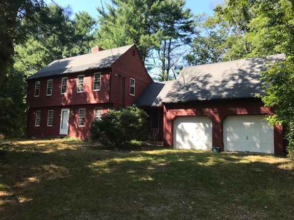 370 Winthrop Street Rehoboth, MA 02769 - Photo 1 of 22 a view of a house with a yard
