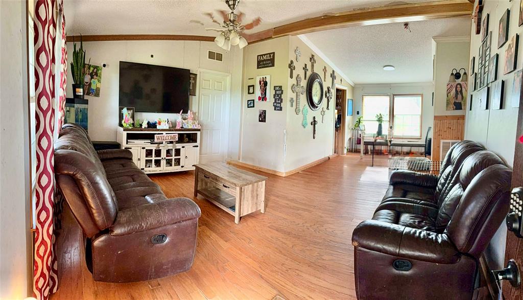 9416 Manning Ranch Road Eustace, TX 75124 - Photo 2 of 10