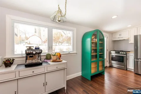 $533,800 | 19 Pinecrest Terrace, Wayne, NJ 07470