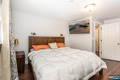 $533,800 | 19 Pinecrest Terrace, Wayne, NJ 07470