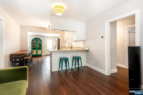 $533,800 | 19 Pinecrest Terrace, Wayne, NJ 07470